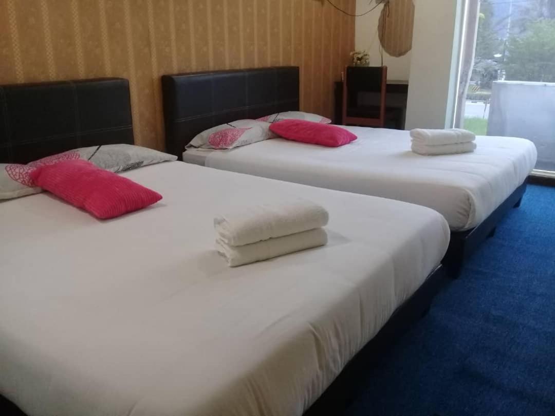 Hotel Tropicanna Pulai Point Ipoh Extérieur photo